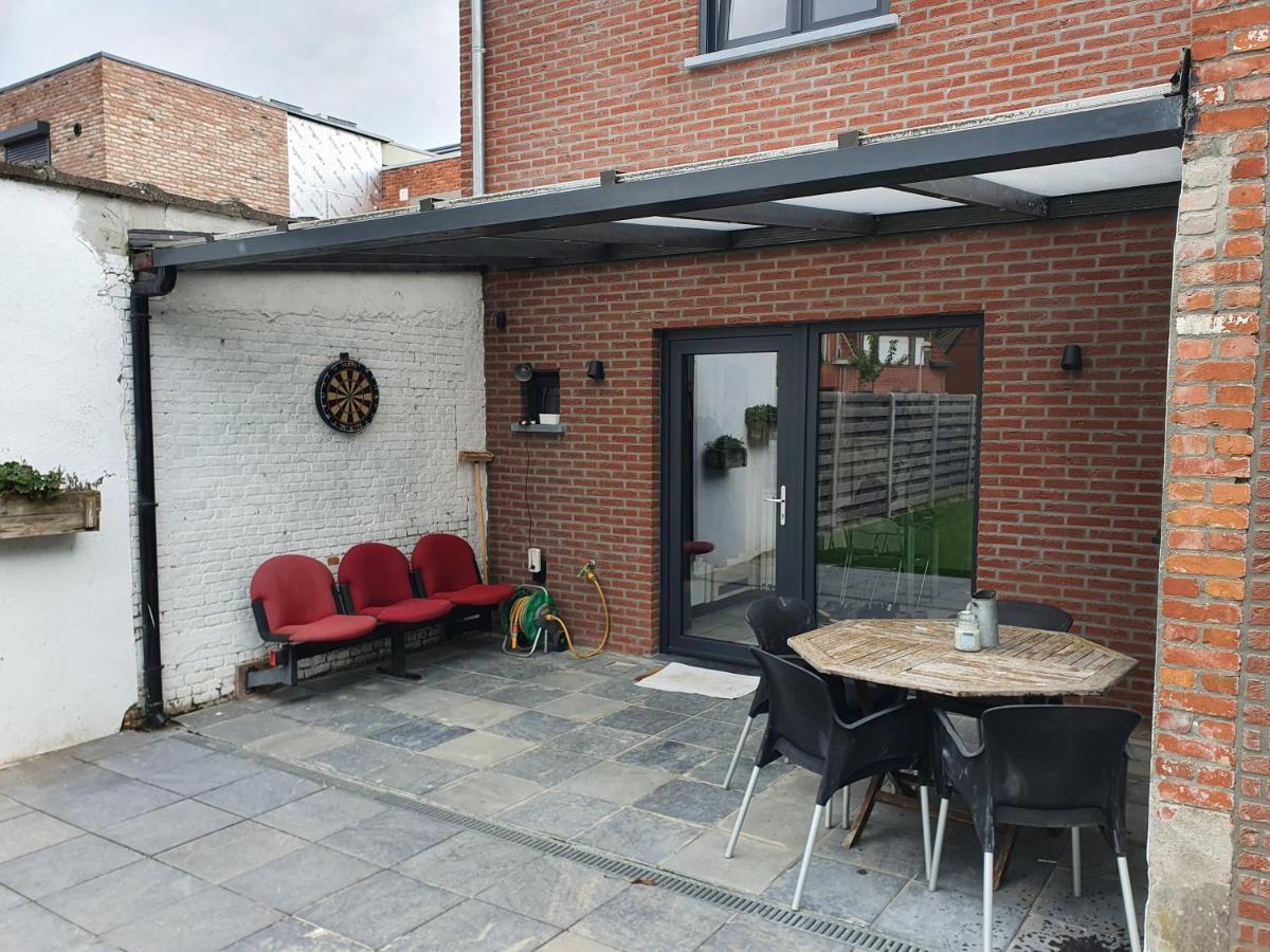Ranst Private Room With Shared Spaces מראה חיצוני תמונה